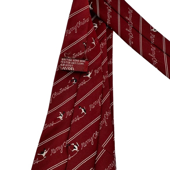 RED MERRY CHRISTMAS HOLIDAY PENGUIN ALL OVER PRINT MEN’S TIE - Picture 4 of 4